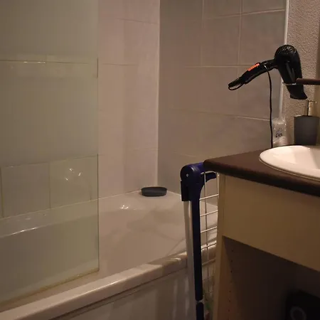 Sud Avec Parking A Font-romeu - Fr-1-580-140 *